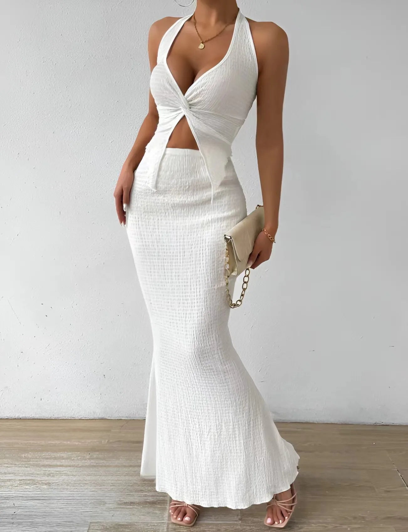 ✨ Elegant & Sexy Summer/Fall Two-Piece Set – Halter Top & Long Skirt 2025